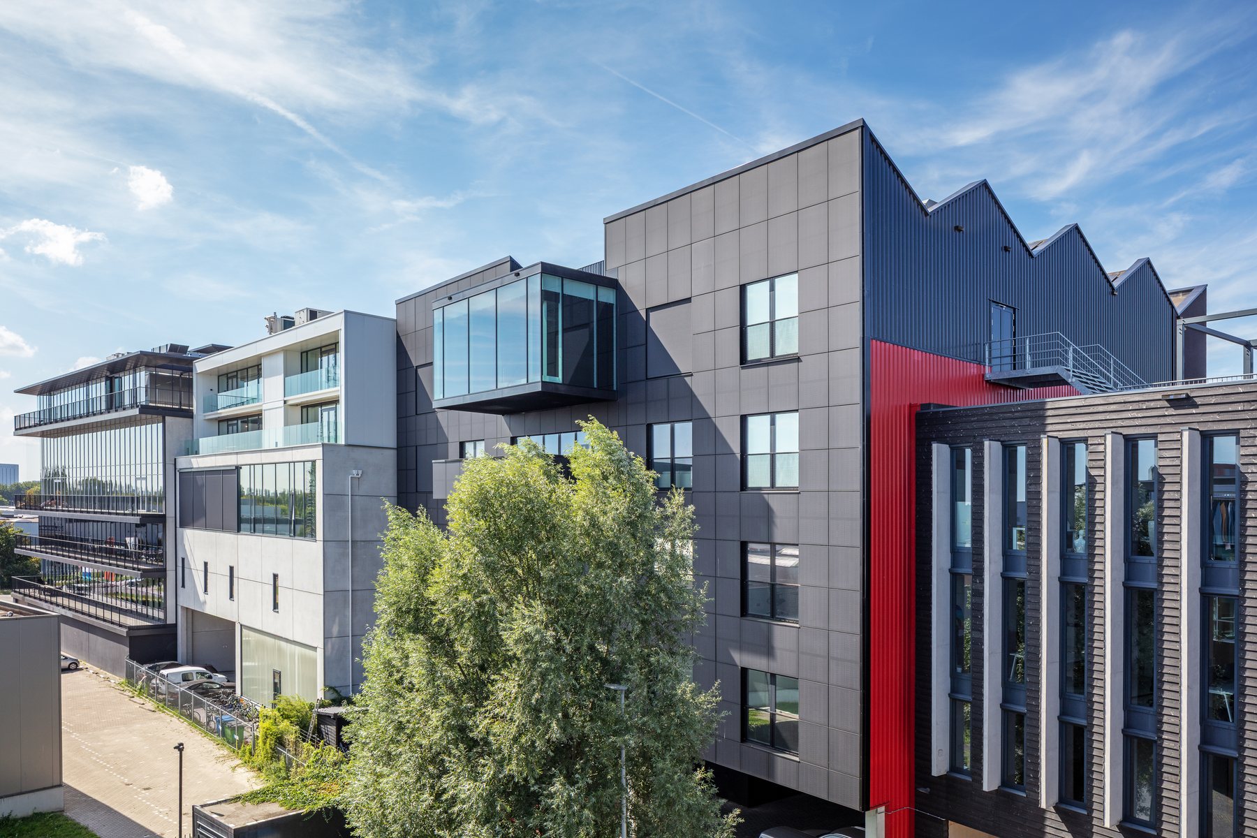 Loft Office Amsterdam solar facade project